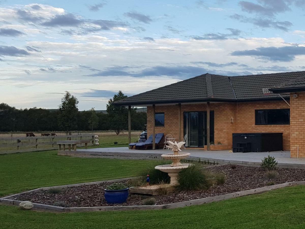 Bentleys Country Stay Hawarden Exteriör bild